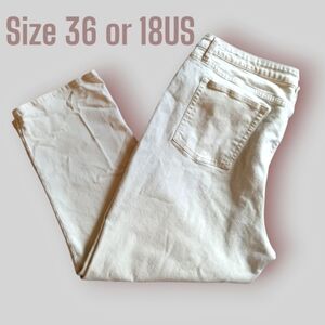 Reitmans | Women 36 beige jeans 👖